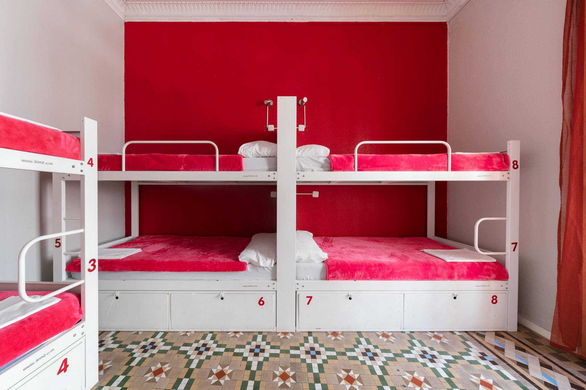 ולנסיה Red Nest Hostel מראה חיצוני תמונה