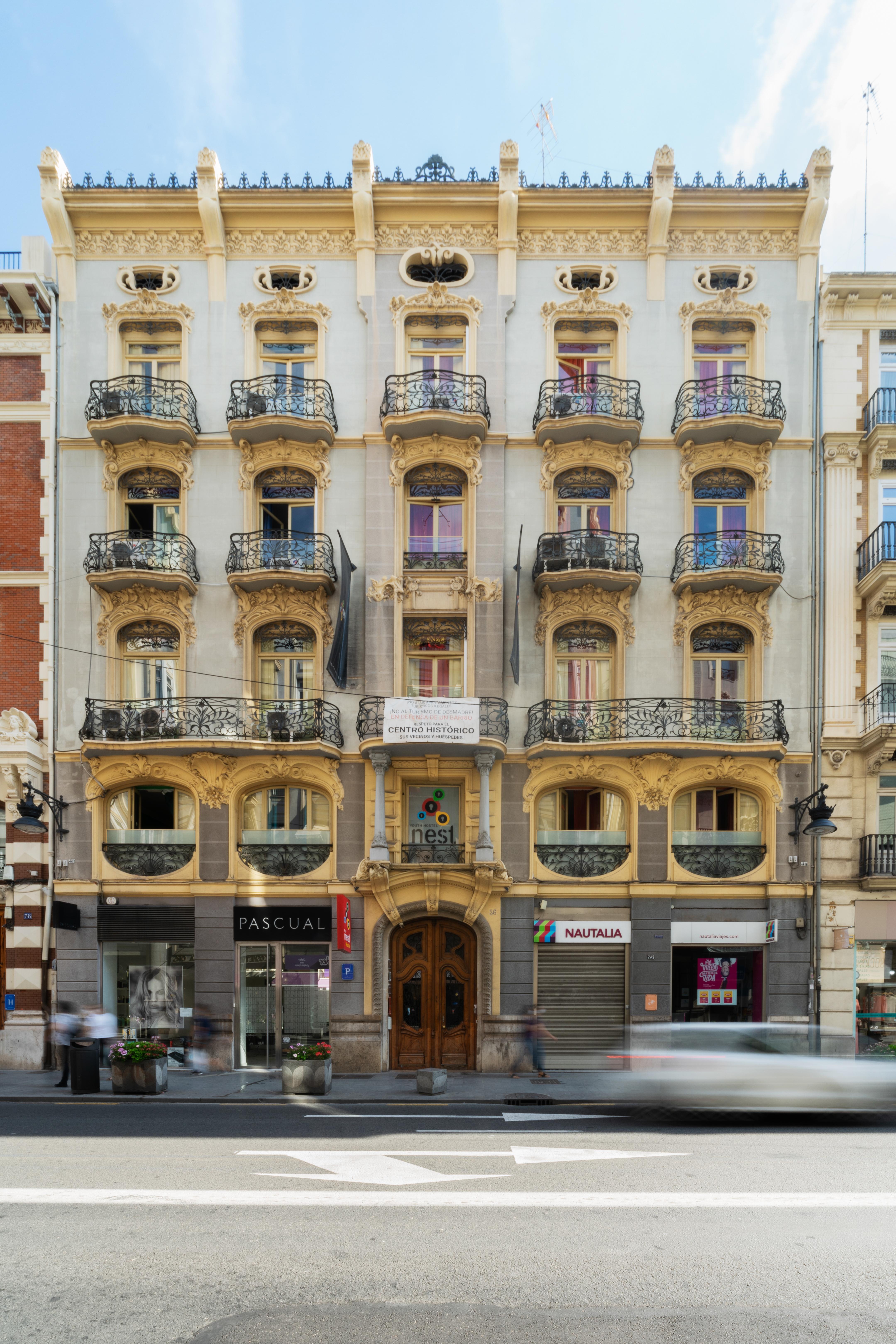 ולנסיה Red Nest Hostel מראה חיצוני תמונה