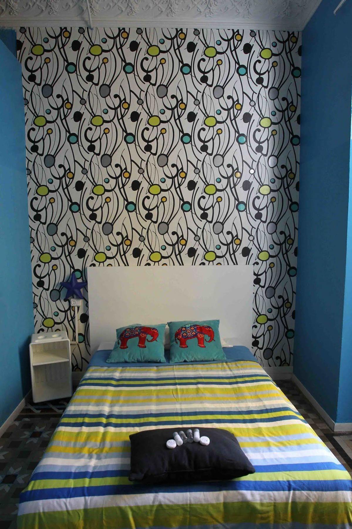 ולנסיה Red Nest Hostel מראה חיצוני תמונה